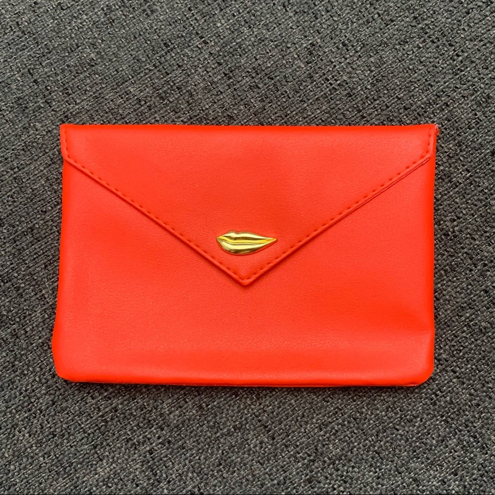 ✨5/$20✨ Ipsy February 2021 Makeup Bag Only